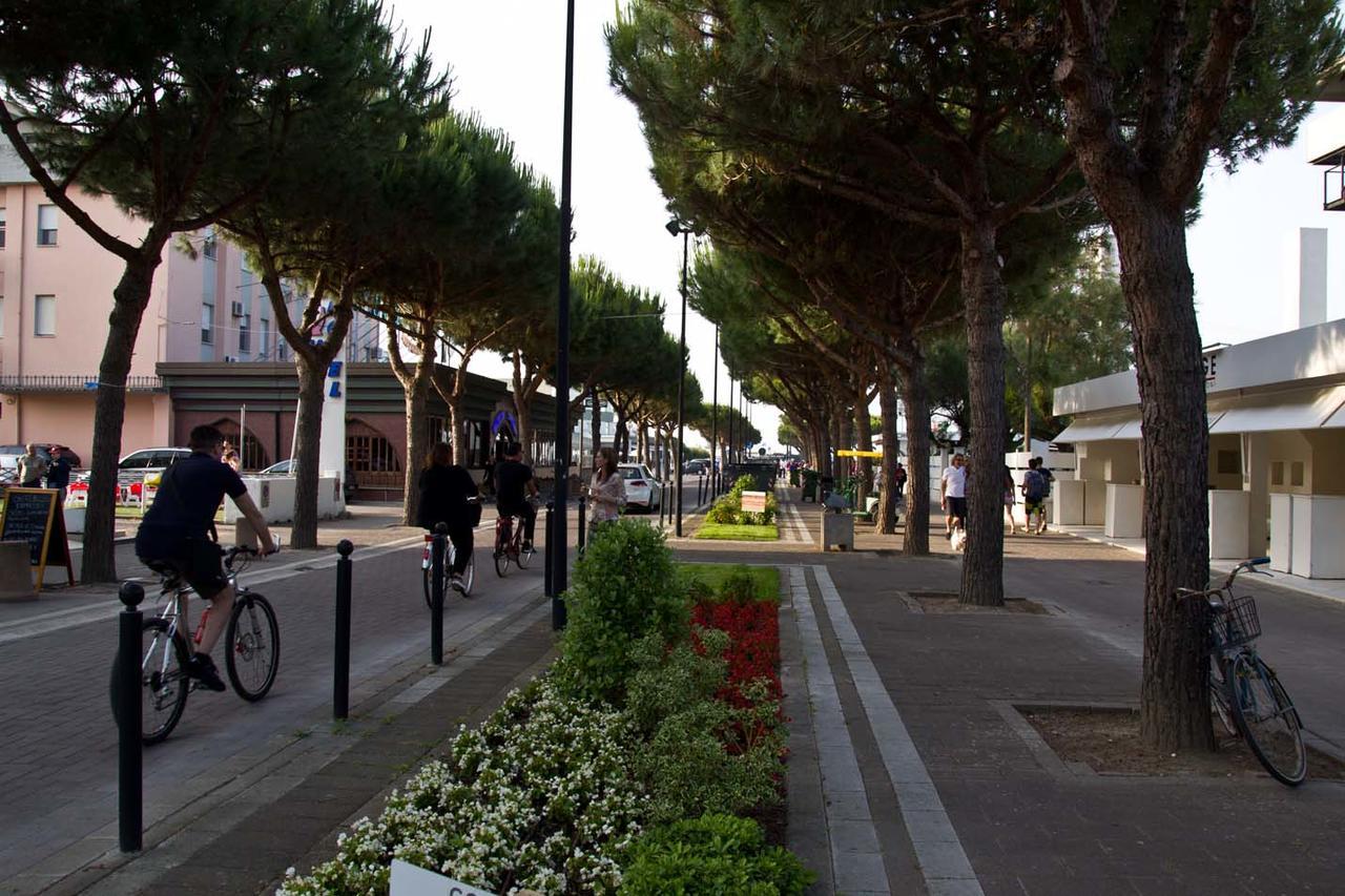 Appartamento Con Terrazza Lido delle Nazioni Eksteriør billede